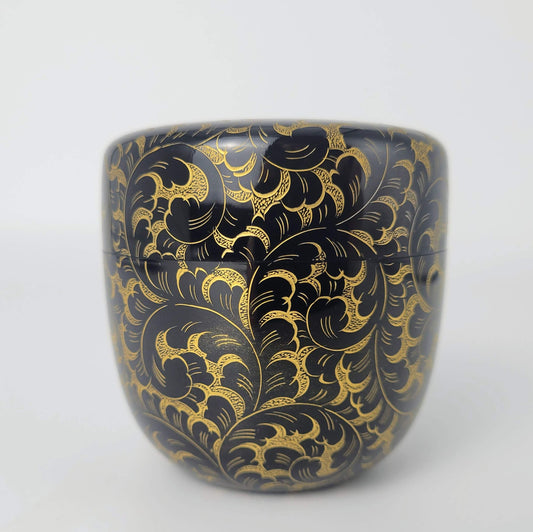 Japanse natsume matcha karakusa chinkin 唐草沈金棗 Maeshi Shigeo