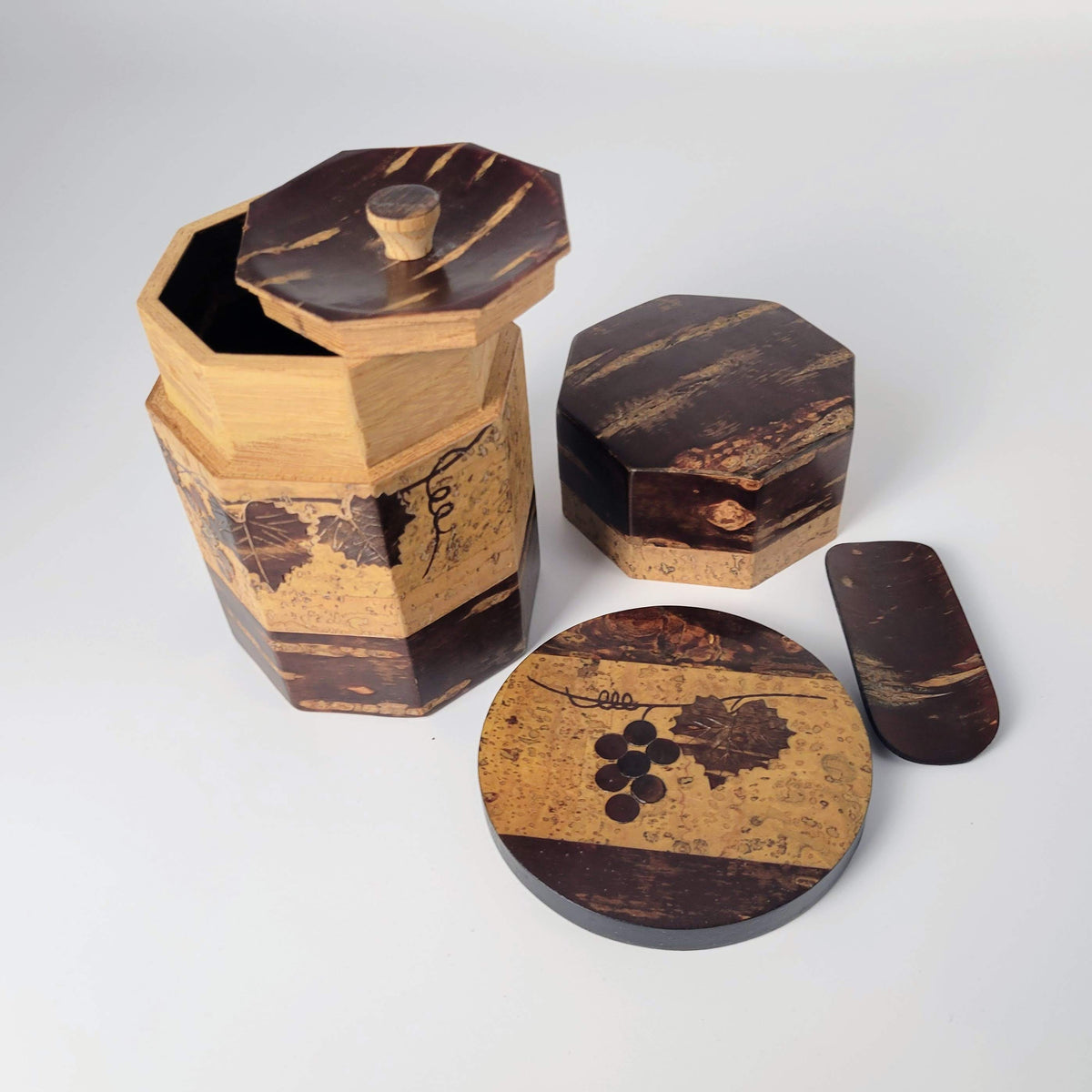 Japanse theebus chazutsu - Sakura Kawa - Druivenmotief - Driedelige Set