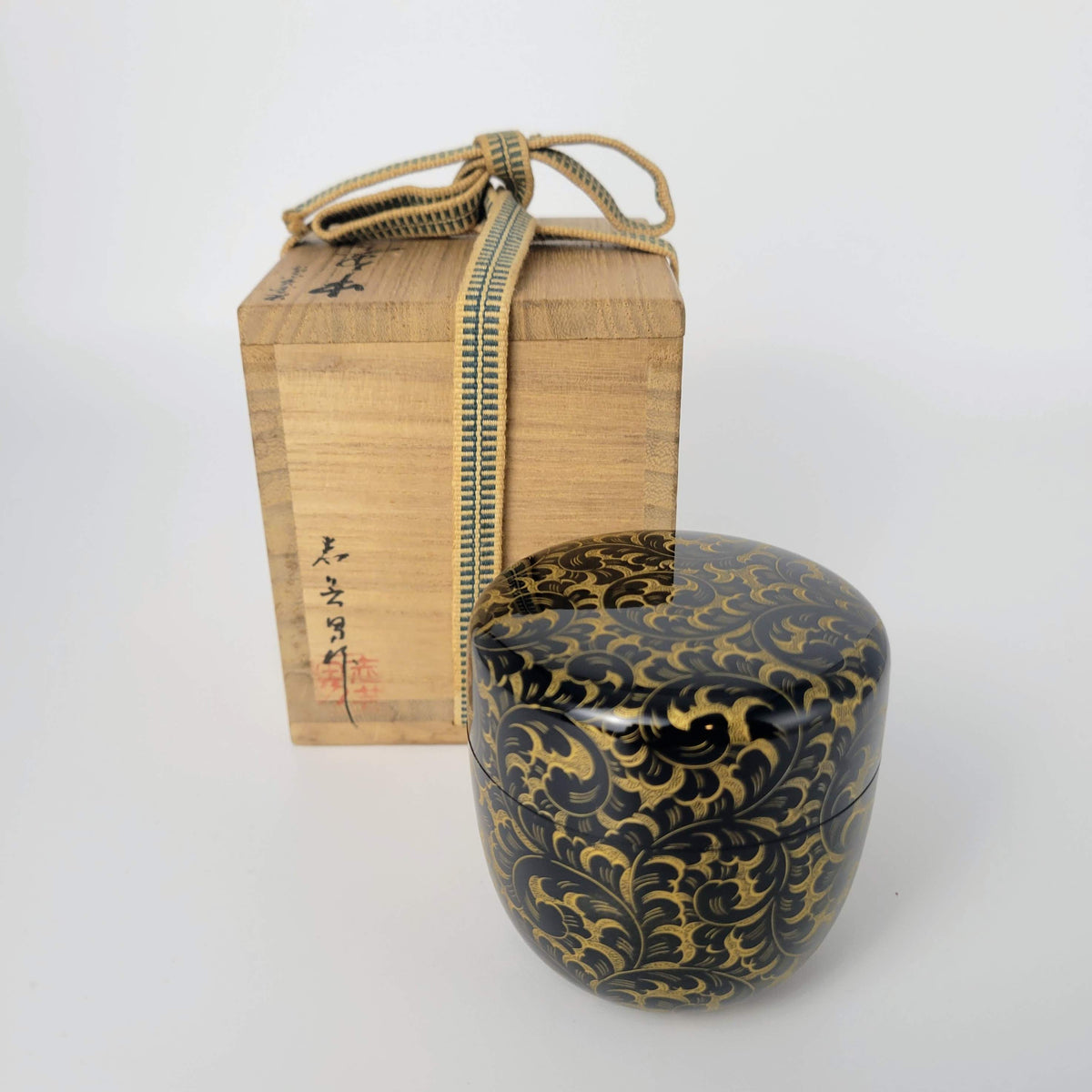 Japanse natsume matcha karakusa chinkin  唐草沈金棗 Maeshi Shigeo