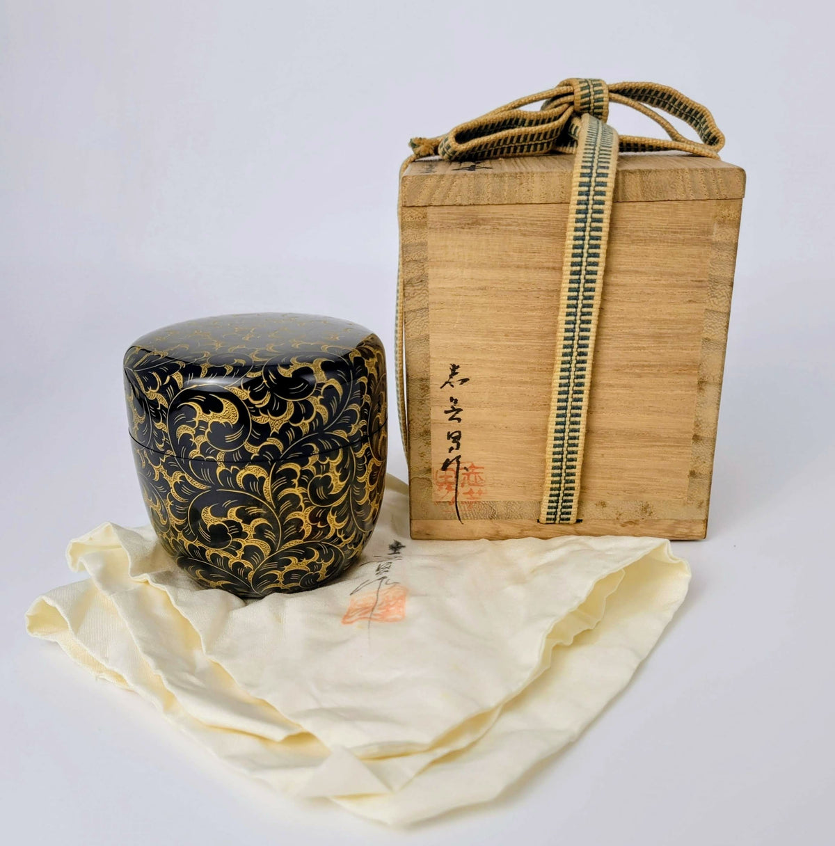 Japanse natsume matcha karakusa chinkin  唐草沈金棗 Maeshi Shigeo