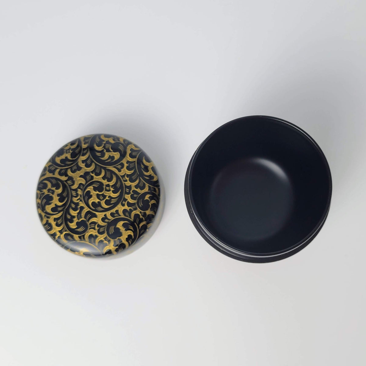 Japanse natsume matcha karakusa chinkin  唐草沈金棗 Maeshi Shigeo